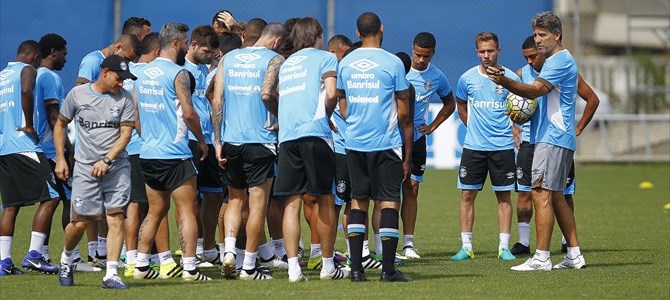 Copa do Brasil: Grêmio treina pênaltis e Renato não define substituto de Pedro Rocha