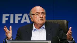 Blatter tem recurso negado pela CAS e fica suspenso do futebol por 6 anos