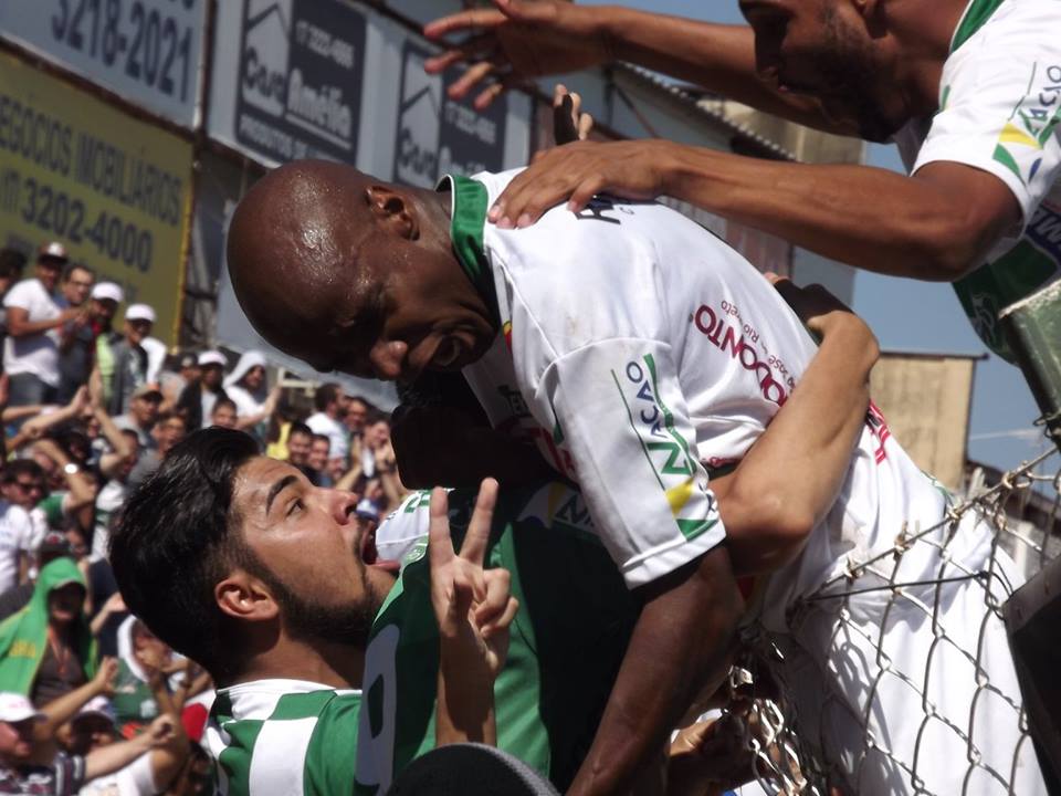 Wanderson fez um dos gols que garantiu o acesso do Rio Preto. (Foto: Elton Rodrigues)