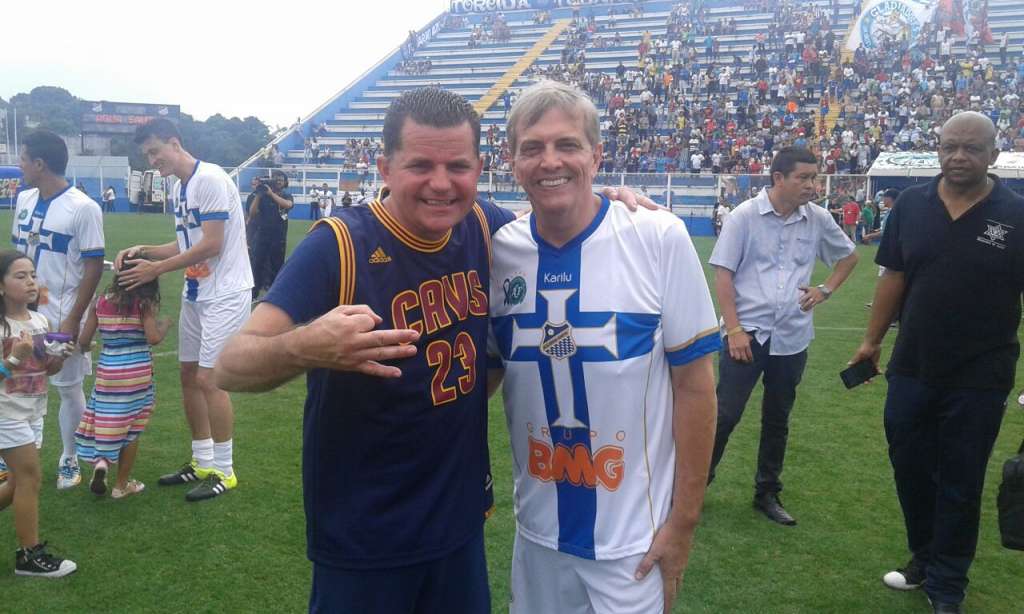 Ao lado do Apostolo Estevam Hernandez, o presidente do Netuno Paulo Sirqueira marcou presença na partida