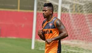 Palmeiras e Corinthians entram na briga para tirar Marinho do Vitória