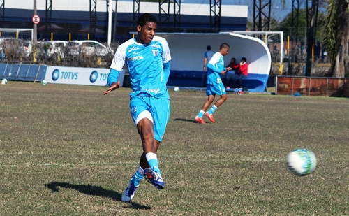 Avaí revela proposta do Santos, mas quer segurar Betão, ex-Corinthians