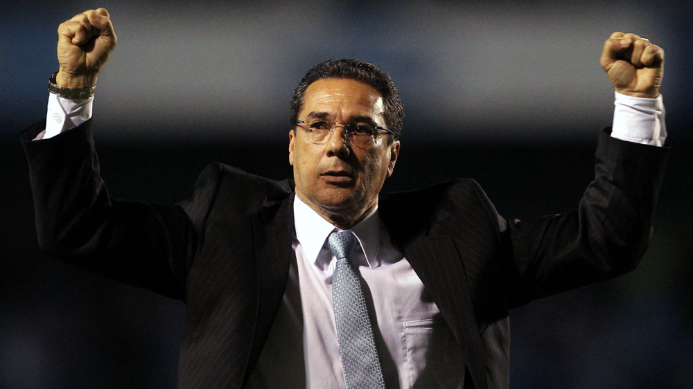 Vanderley Luxemburgo recebeu 37,97 % dos votos (Foto: Nabor Goulart/ AP Photo) Vanderley Luxemburgo recebeu 37,97 % dos votos (Foto: Nabor Goulart/ AP Photo)