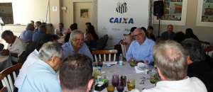 Presidente do Santos vê volta de Gabriel e Robinho como 'improvável'