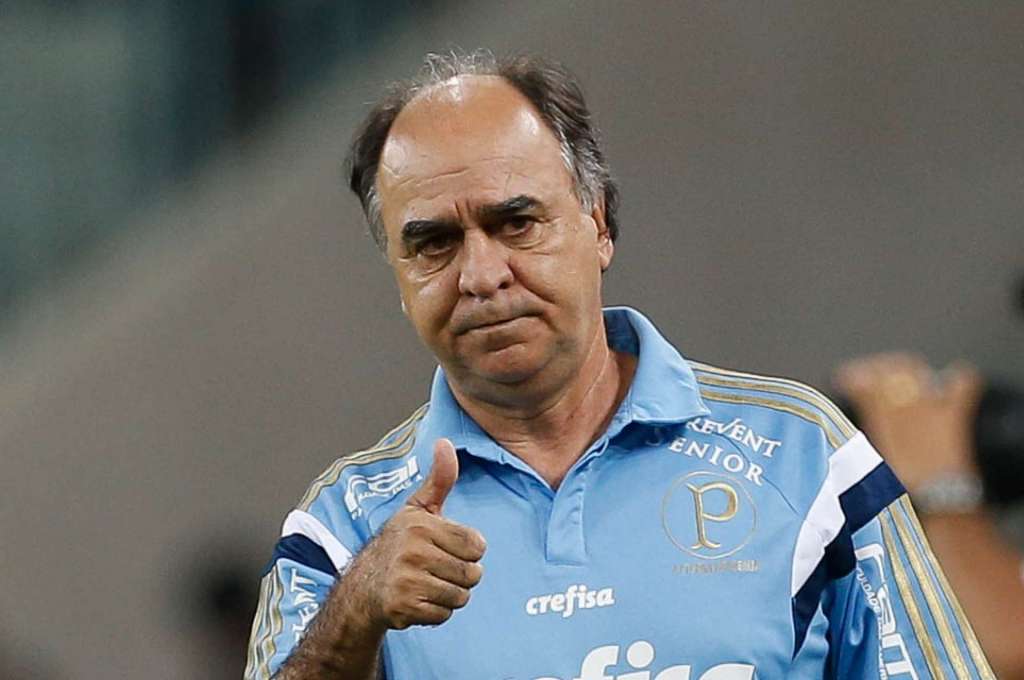 Corinthians espera por Reinaldo Rueda, mas Marcelo Oliveira vira 'Plano B'