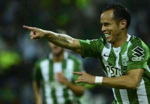 Palmeiras fica a detalhes de anunciar Guerra, meia pretendido pelo Santos