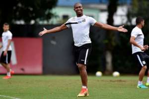 Santos deve emprestar ex-centroavante do Campinense para Vitória ou Sport