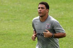 Corinthians anuncia a volta de preparador que ajudou Ronaldo Fenômeno no clube