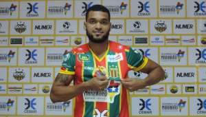 Paulistão: Linense contrata Thiago Santos, ex-atacante do Sampaio Corrêa e Internacional