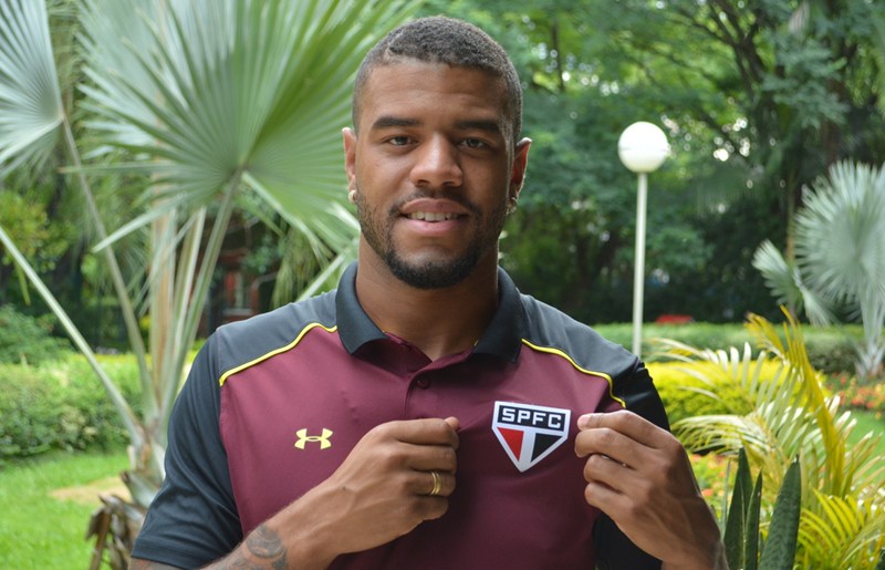 Paulistão: São Paulo paga o Grêmio, contrata lateral Junior Tavares e o integra ao elenco