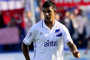 Depois do Flamengo, Corinthians analisa contratar uruguaio de sobrenome engraçado