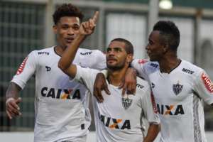 Paulista: Sem acordo com Marinho, Santos tenta Clayton, do Atlético-MG