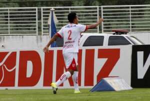 Ferroviária contrata lateral que disputou a última Série B