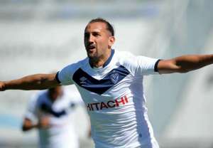 Sem Luís Fabiano, Santos tenta Barcos para a Libertadores