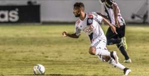 Site italiano coloca Clayson, atacante da Ponte Preta, perto da Udinese