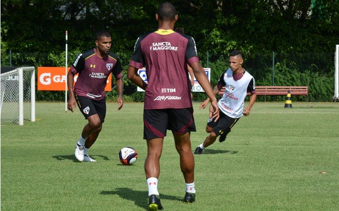 Breno voltou (Foto: Érico Leonan / saopaulofc.net)