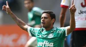 Camisa 10 está perto de deixar o Palmeiras e acertar com clube baiano
