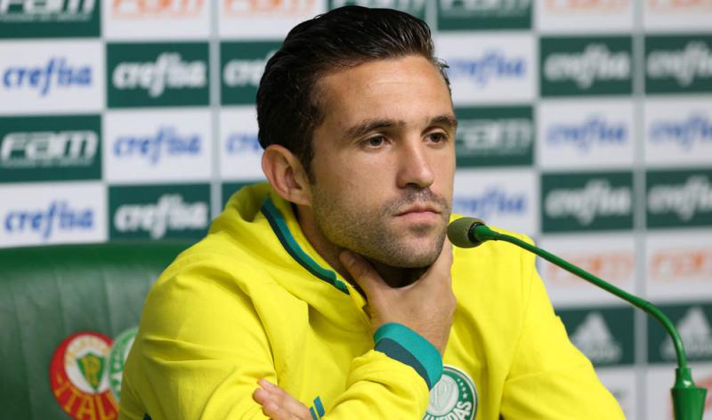 Paulistão: Meia argentino do Palmeiras, Allione deve reforçar o Sport (Foto: Divulgação)