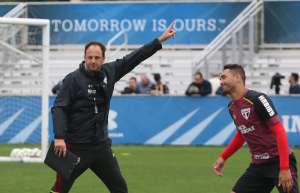 Paulistão: Atacante prevê disputa intensa pela titularidade no São Paulo