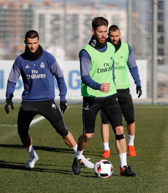 Espanhol: Sergio Ramos volta a treinar após ficar fora de dois jogos do Real Madrid