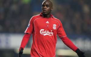 Volante francês ex-Liverpool e PSG é oferecido ao Corinthians