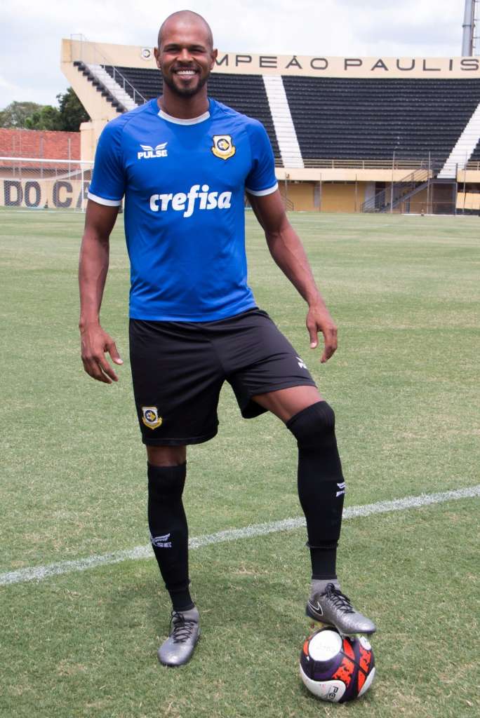 O atacante Felipe Ferro é o novo reforço do São Bernardo para disputa do Paulistão