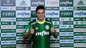 Paulistão: Raphael Veiga chega ao Palmeiras e cumpre promessa feita pelo avô