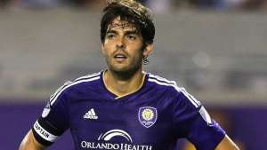 Clube brasileiro surpreende mercado e faz consulta para contratar Kaká