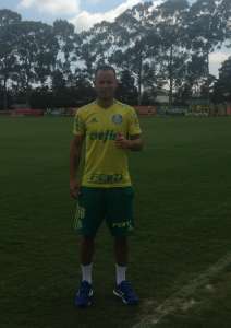 Paulistão: Guerra é apresentado ao elenco do Palmeiras e Mina volta de férias