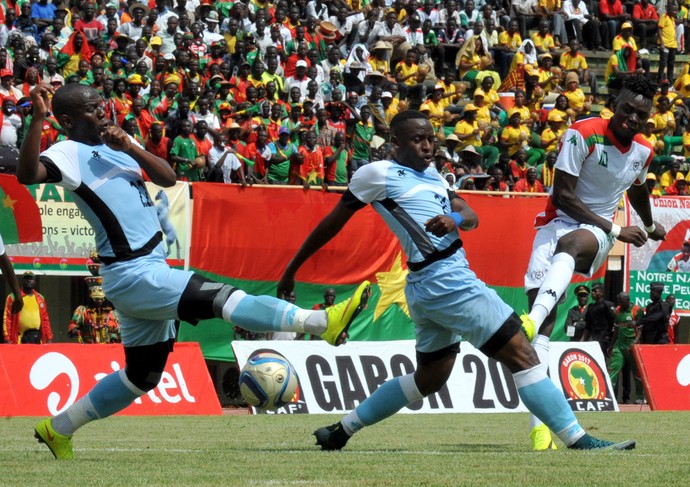 Azarões dominam 1ª rodada da Copa Africana de Nações; será que a zebra volta?