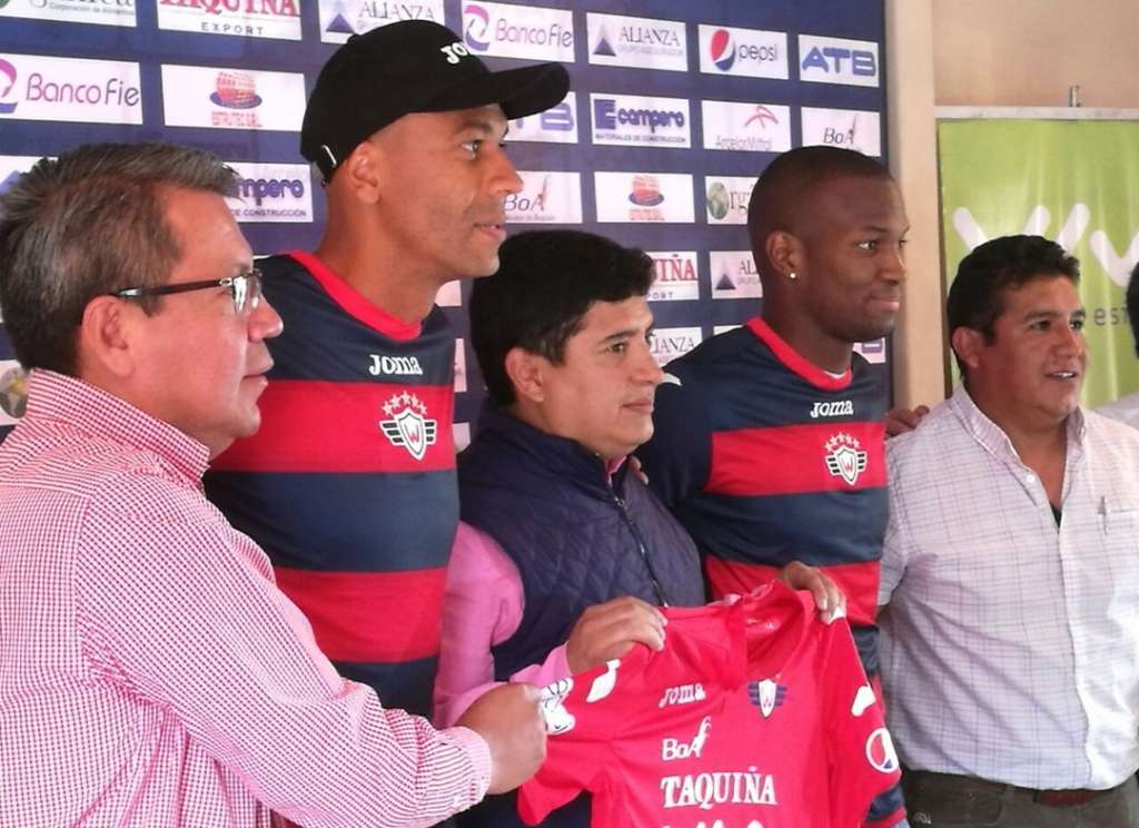 Alex Silva foi apresentado como reforço do Jorge Wilstermann