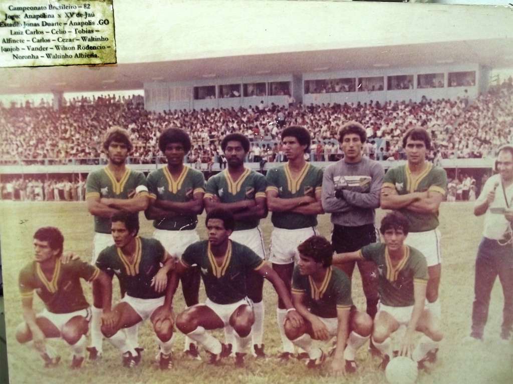 Foto da equipe do XV de Jaú que empatou com o Anapolina, na estreia da Taça Ouro. FOTO: Acervo XV de Jaú.