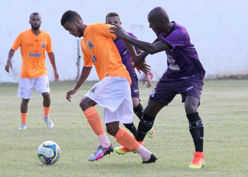 Nova Iguaçu e Campos ficaram no 2 a 2. (Foto: Divulgação)