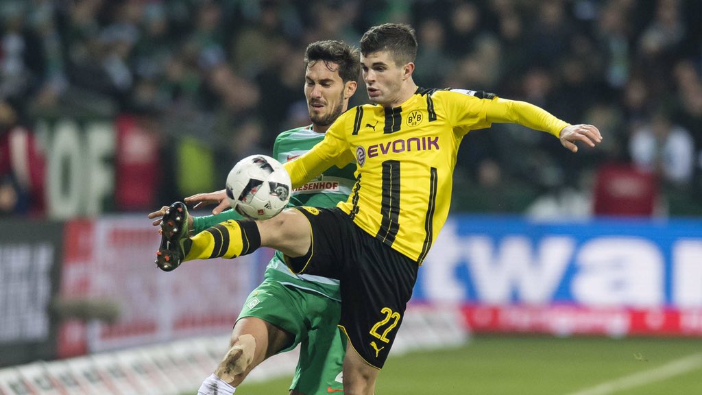 ALEMÃO: Borussia aproveita expulsão de goleiro do Werder Bremen e vence fora