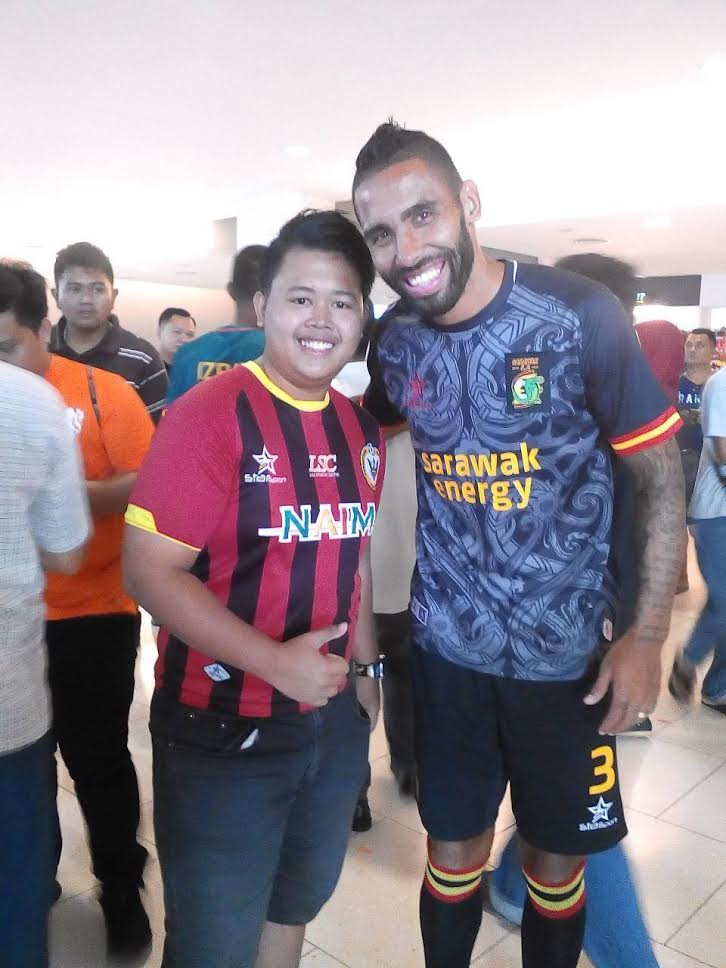 Ex-zagueiro da Chapecoense, Demerson acerta com time do futebol malaio