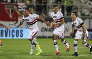 Cícero vê São Paulo no caminho certo para buscar mais títulos em 2017