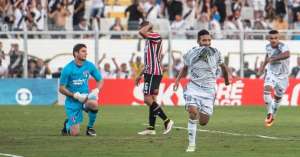 Paulistão: Com a camisa da Ponte Preta, Clayson começa bem a temporada