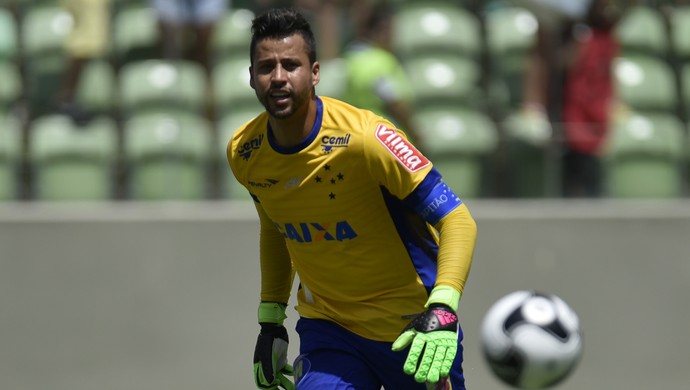 Mineiro: Recuperado, Fábio admite ansiedade por volta no Cruzeiro: ‘É tudo novo’