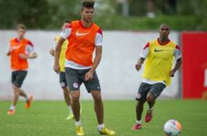 Paulistão: Após lateral, Ponte Preta pode contratar atacante Bruno Baio