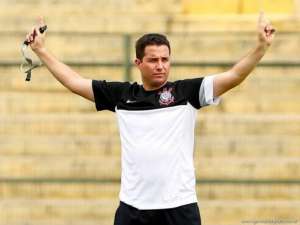 Após título na Copinha, Corinthians confirma Osmar Loss como auxiliar de Carille