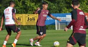 Apostas de Ceni, Chávez e Gilberto querem corresponder com gols no São Paulo