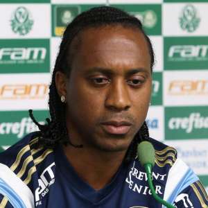 Paulistão: Cirurgia complica presença de Arouca no Palmeiras