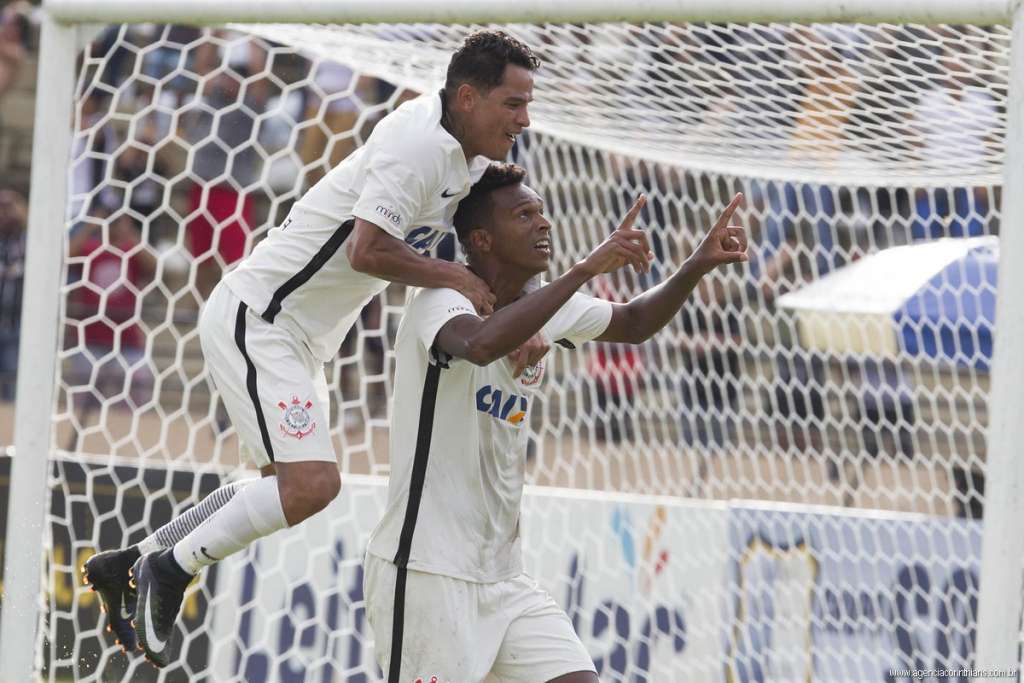 O atacante estreou bem e marcou o seu primeiro gol na competição. Foto: corinthians.com.br