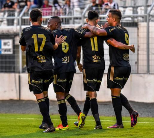 Jogadores da Ponte Preta estão unidos com o objetivo de vencer