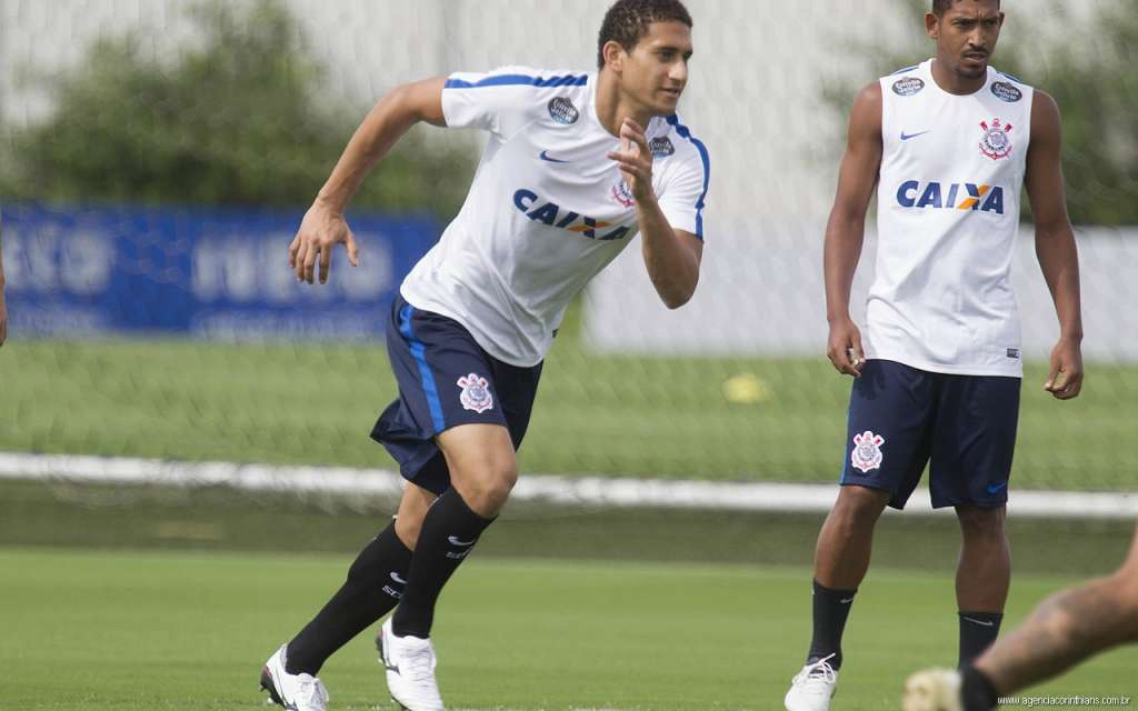 Pablo foi contratado junto ao Bordeaux para ser o principal jogador de defesa do Corinthians