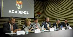 FPF ACADEMIA aborda tema que afrige a maioria dos clubes: as dívidas trabalhistas