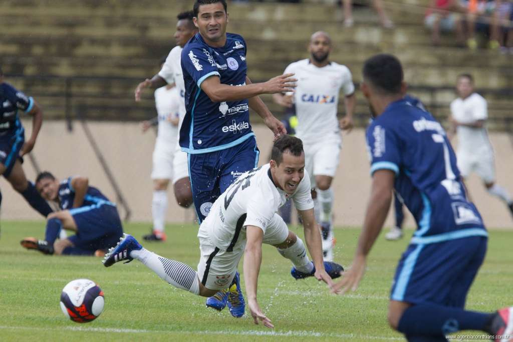 Rodriguinho queria ter saído do Corinthians
