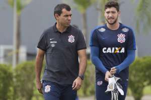 Paulistão: Giovanni Augusto desfalca o Corinthians e Carille faz mudanças na equipe