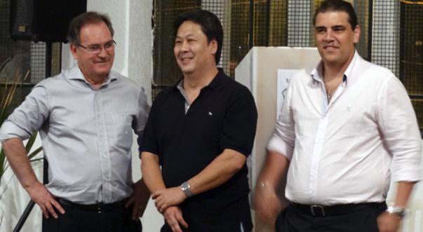 Vanderlei Pereira, Hélio Kazuo e Dimarzio: diretoria quer apoio da torcida