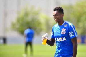 Paulistão: Corinthians aposta na altura dos atacantes para bater o Santo André